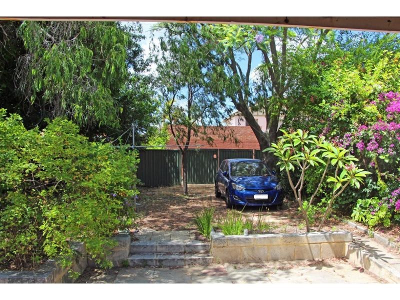 102 Monash Avenue, Nedlands WA 6009