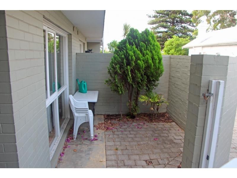 3/64 Shenton Road, Swanbourne WA 6010