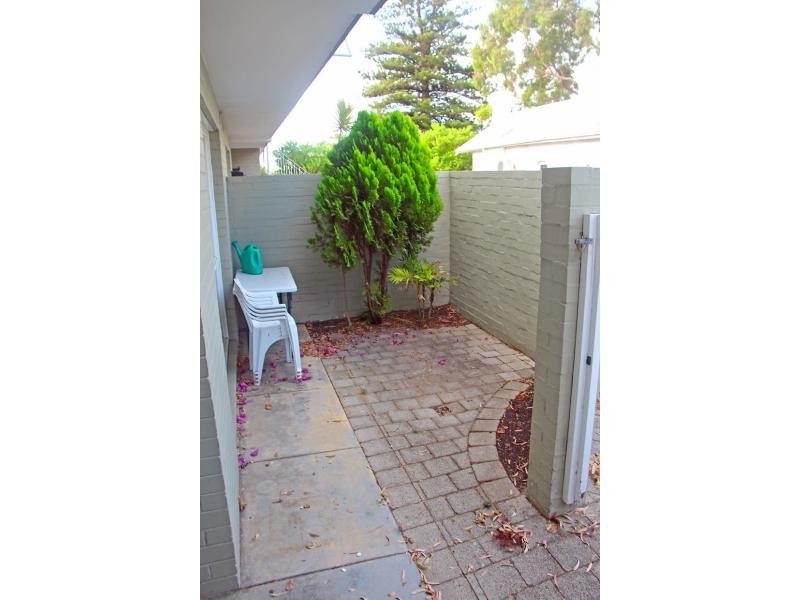 3/64 Shenton Road, Swanbourne WA 6010