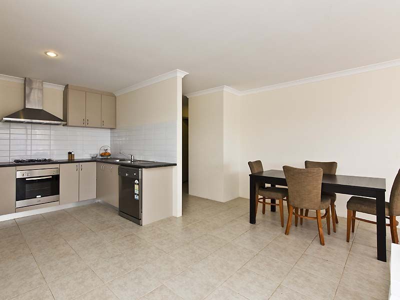 21 Portsalon Parkway, Butler WA 6036