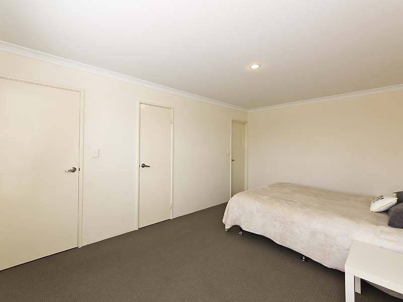 21 Portsalon Parkway, Butler WA 6036