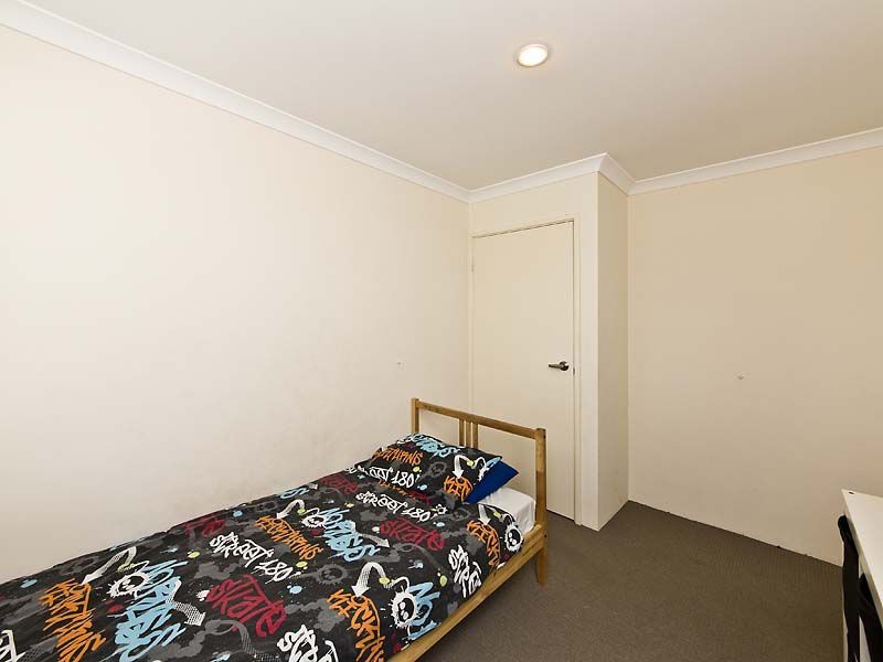 21 Portsalon Parkway, Butler WA 6036