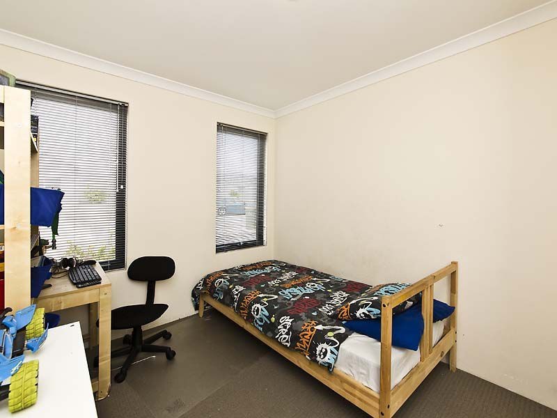 21 Portsalon Parkway, Butler WA 6036