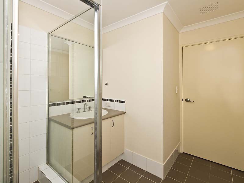 21 Portsalon Parkway, Butler WA 6036