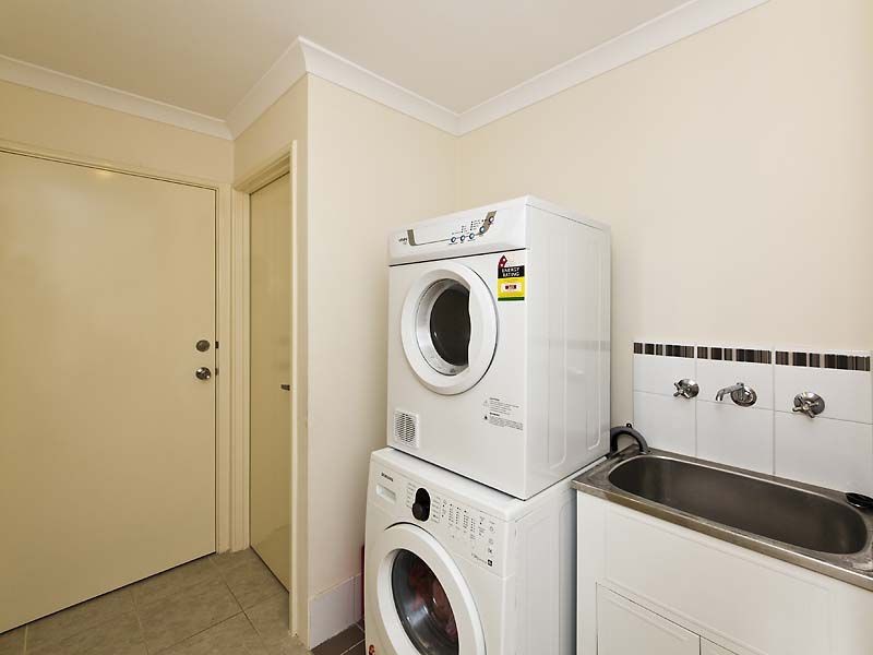 21 Portsalon Parkway, Butler WA 6036