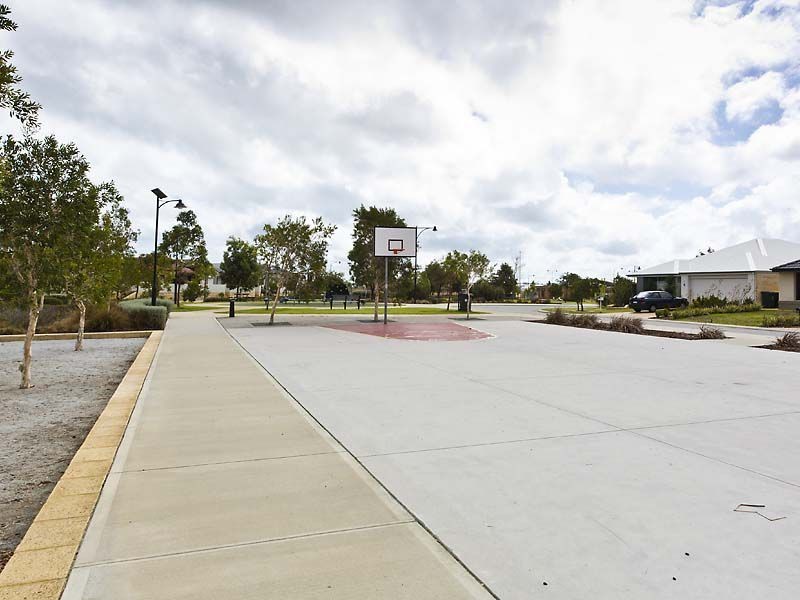 21 Portsalon Parkway, Butler WA 6036