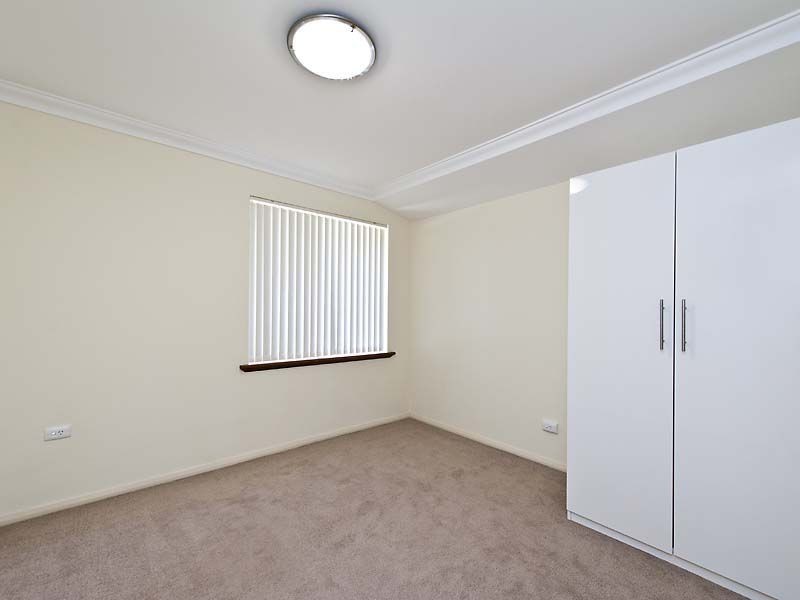 9/10 Parnell Avenue, Marmion WA 6020