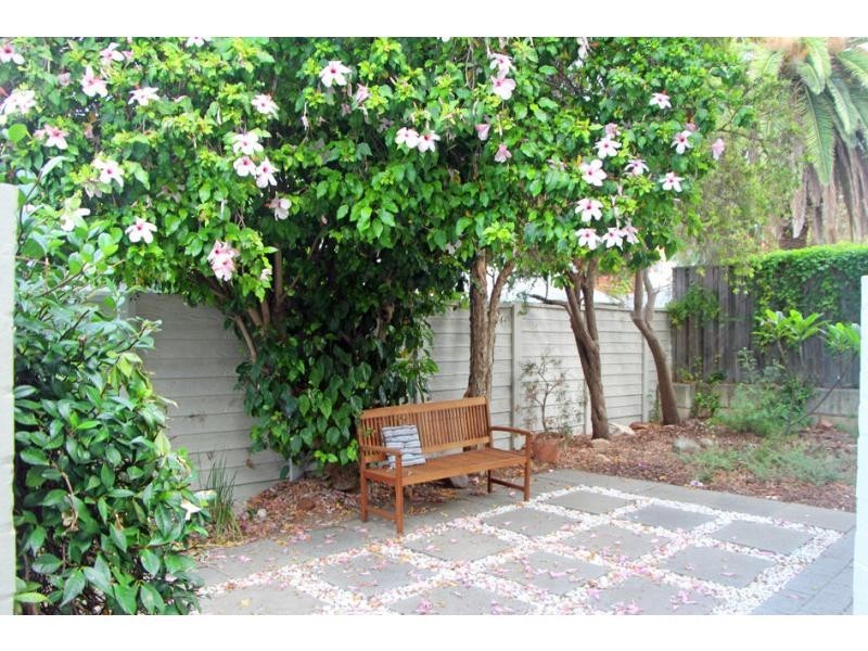 3/64 Shenton Road, Swanbourne WA 6010