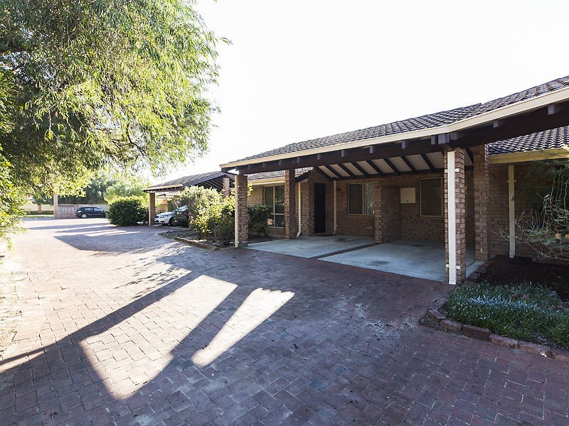 15/1 Waterway Court, Churchlands WA 6018