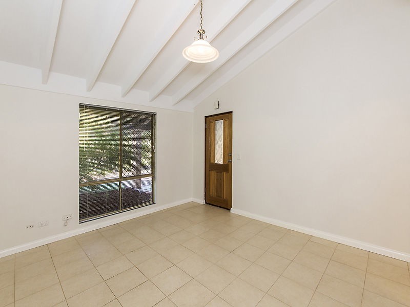 15/1 Waterway Court, Churchlands WA 6018