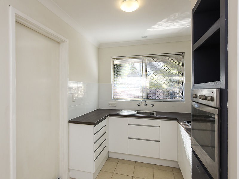 15/1 Waterway Court, Churchlands WA 6018