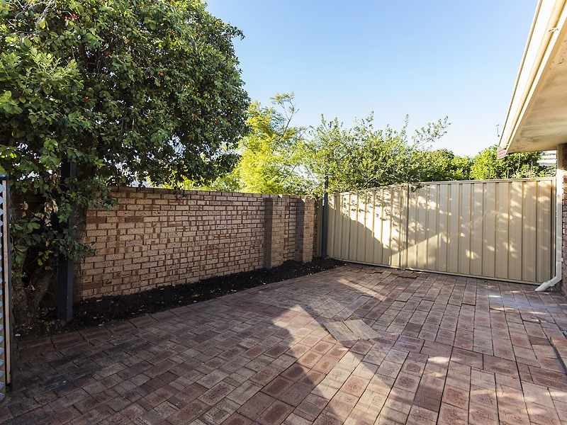 15/1 Waterway Court, Churchlands WA 6018