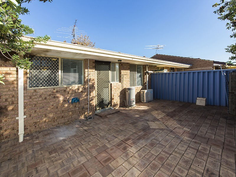 15/1 Waterway Court, Churchlands WA 6018