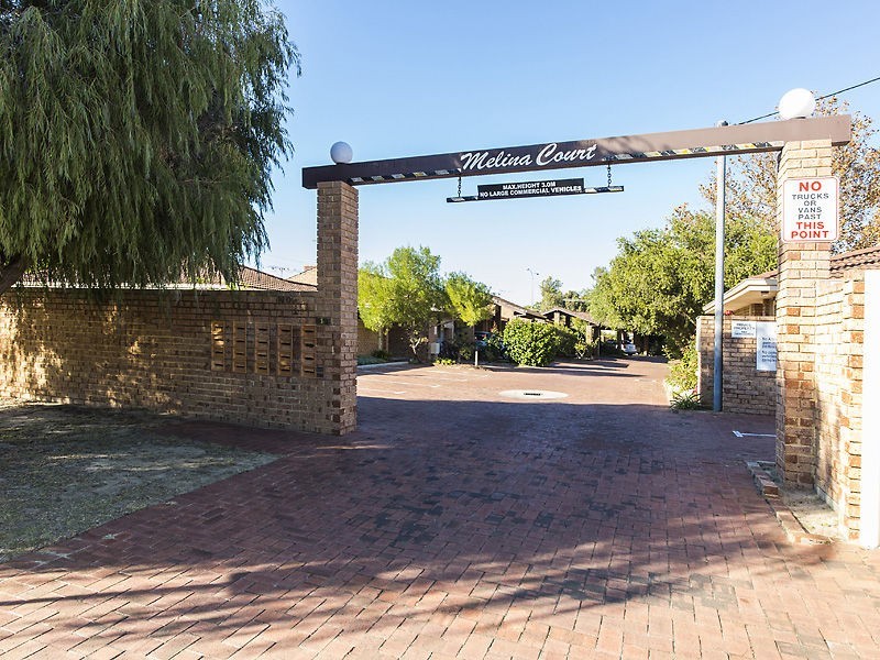 15/1 Waterway Court, Churchlands WA 6018