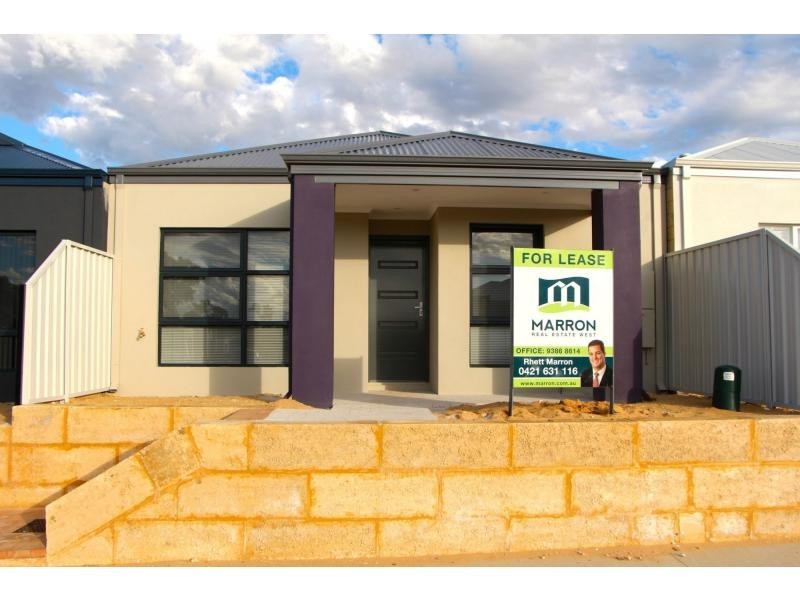 77 Hollyford Parade, Butler WA 6036
