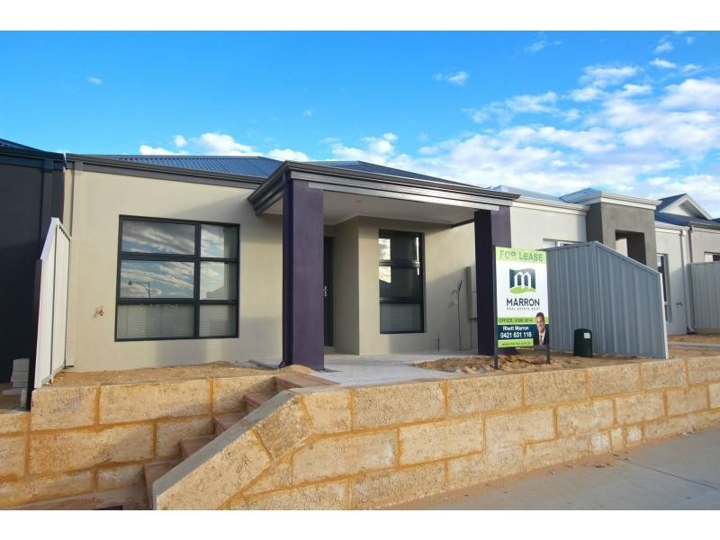 77 Hollyford Parade, Butler WA 6036