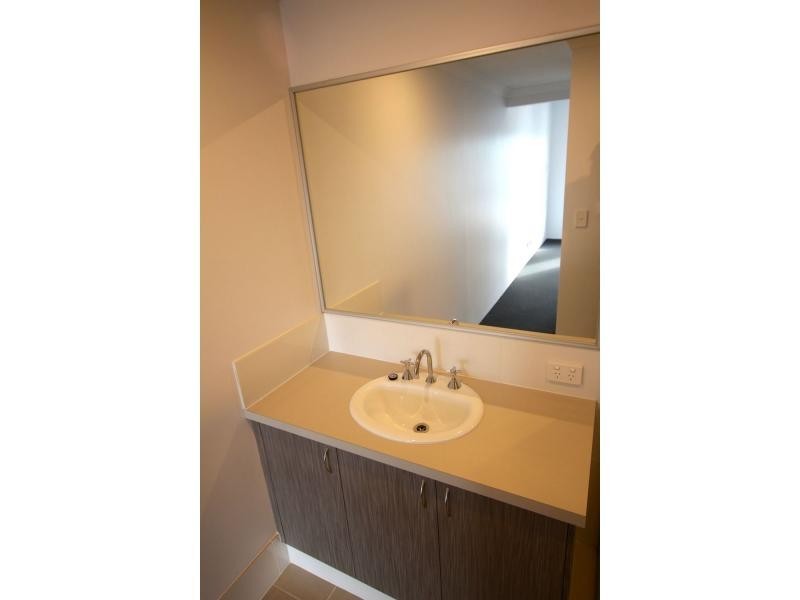 77 Hollyford Parade, Butler WA 6036