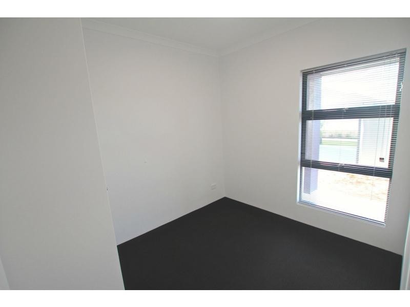 77 Hollyford Parade, Butler WA 6036