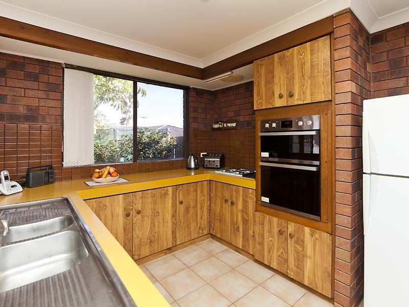 8 Sunart Close, Hamersley WA 6022