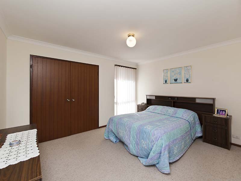 8 Sunart Close, Hamersley WA 6022