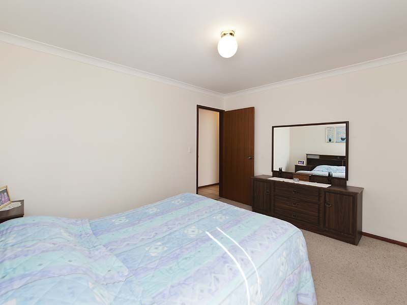 8 Sunart Close, Hamersley WA 6022