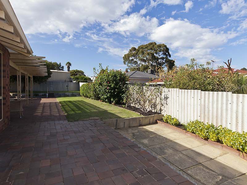 8 Sunart Close, Hamersley WA 6022