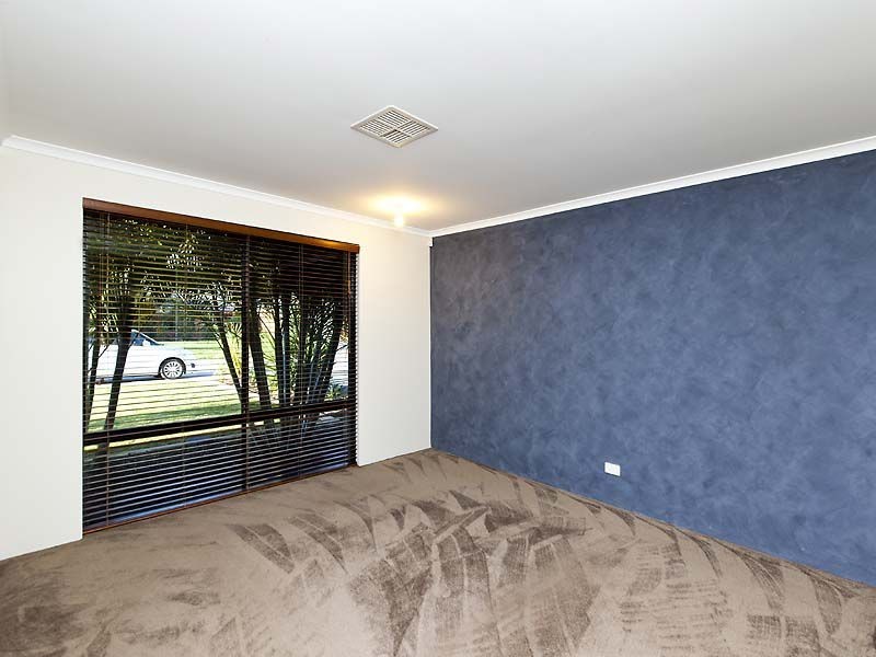 11 Milano Loop, Seville Grove WA 6112