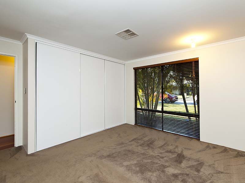 11 Milano Loop, Seville Grove WA 6112