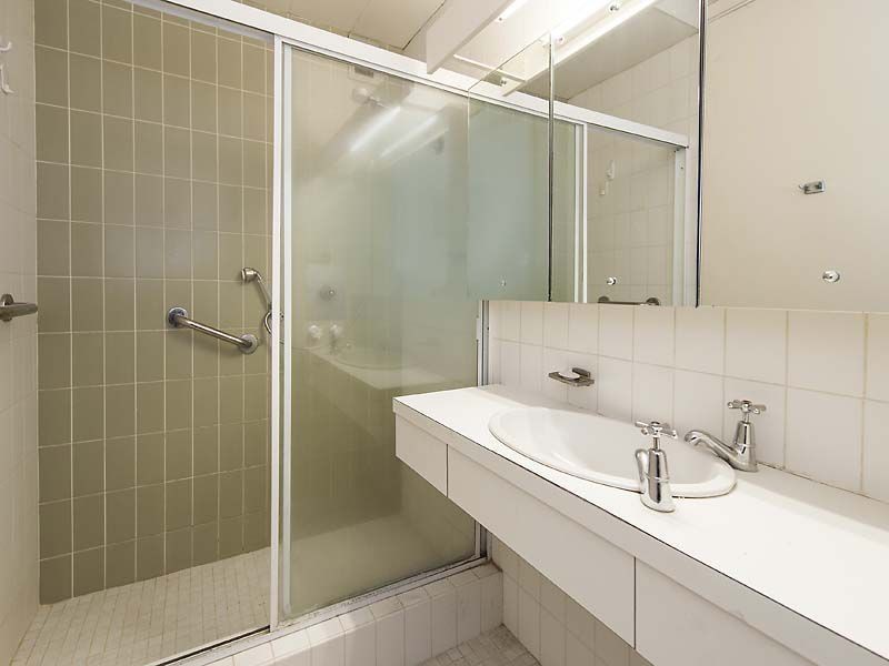 51/1 Wingfield Avenue, Crawley WA 6009