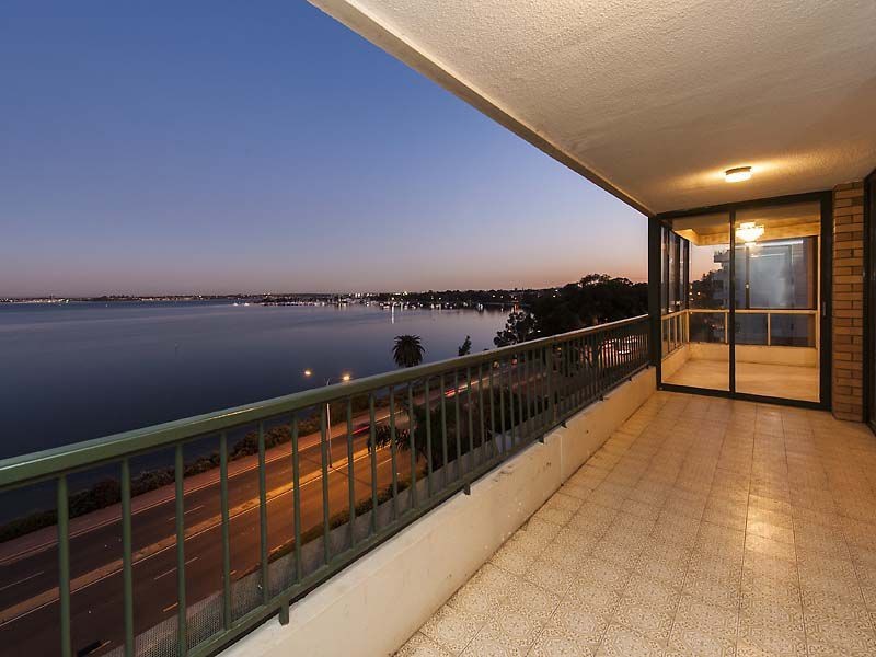 51/1 Wingfield Avenue, Crawley WA 6009