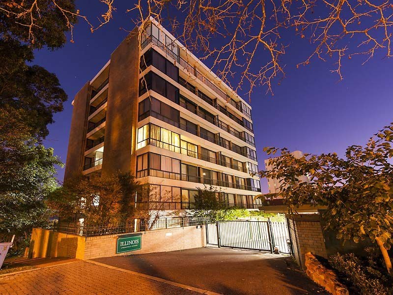 51/1 Wingfield Avenue, Crawley WA 6009