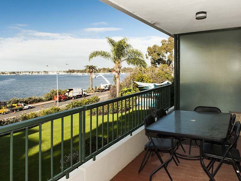 12/1 Wingfield Avenue, Crawley WA 6009