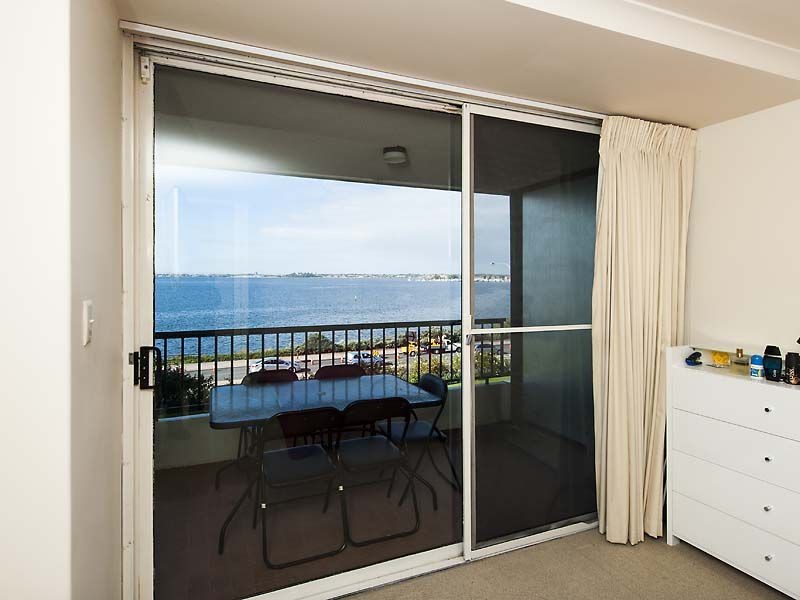 12/1 Wingfield Avenue, Crawley WA 6009