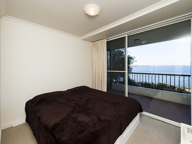 12/1 Wingfield Avenue, Crawley WA 6009