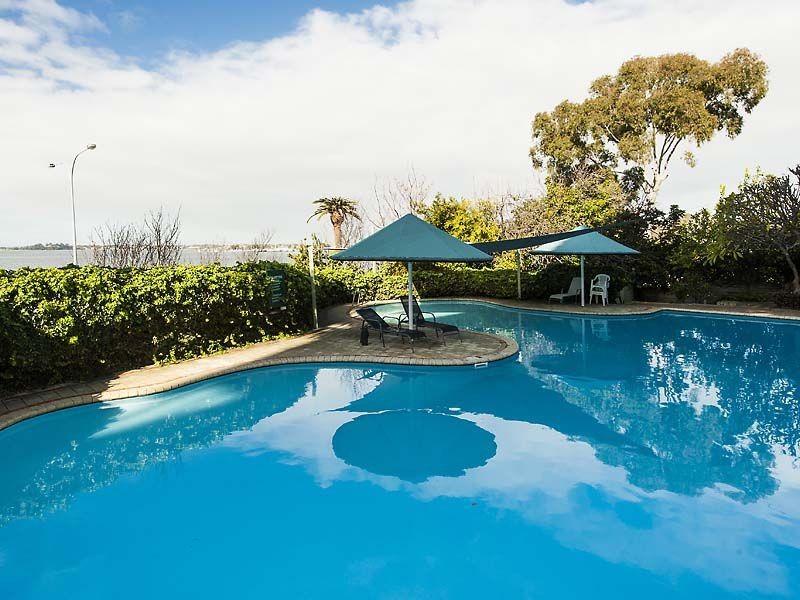 12/1 Wingfield Avenue, Crawley WA 6009