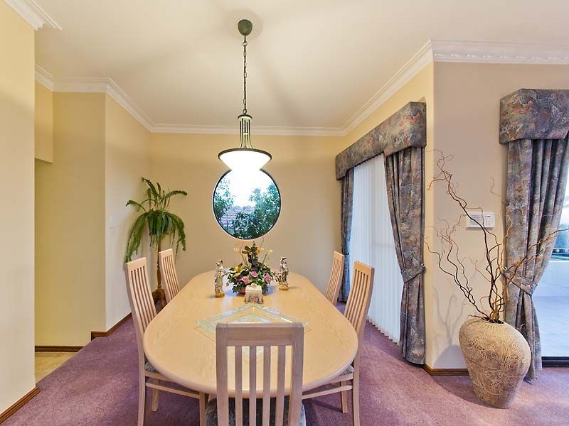 14 Ulric Court, Duncraig WA 6023