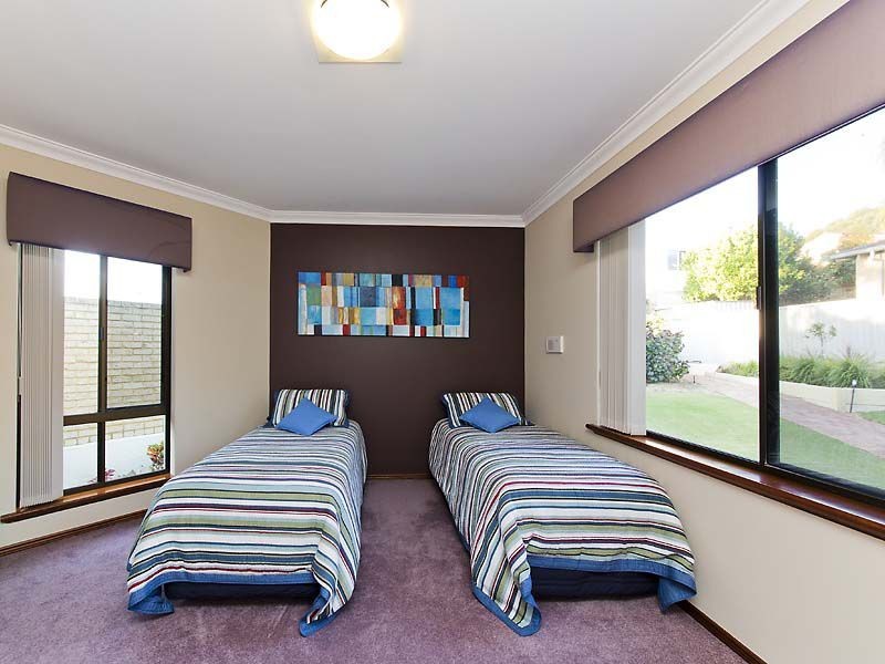 14 Ulric Court, Duncraig WA 6023