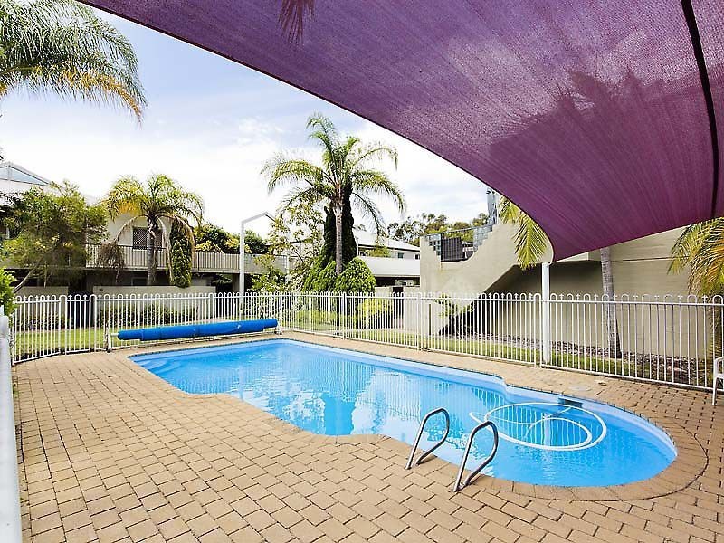 12/4 Waterway Court, Churchlands WA 6018