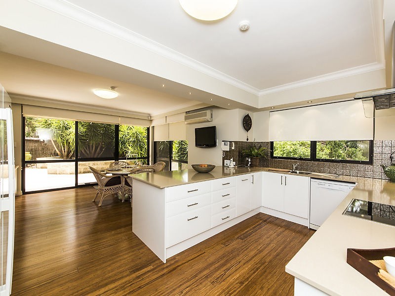 34/3 Park Avenue, Crawley WA 6009