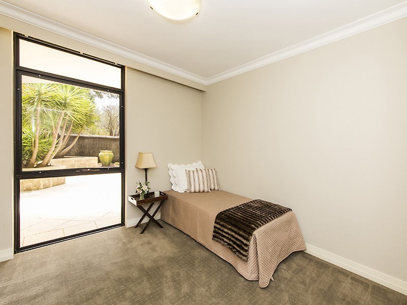 34/3 Park Avenue, Crawley WA 6009