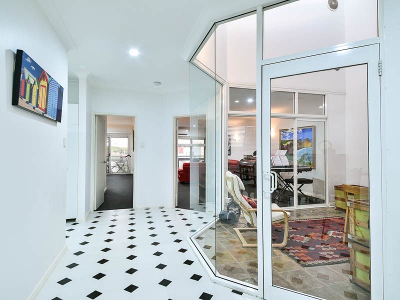 203/72 Marine Terrace, Fremantle WA 6160