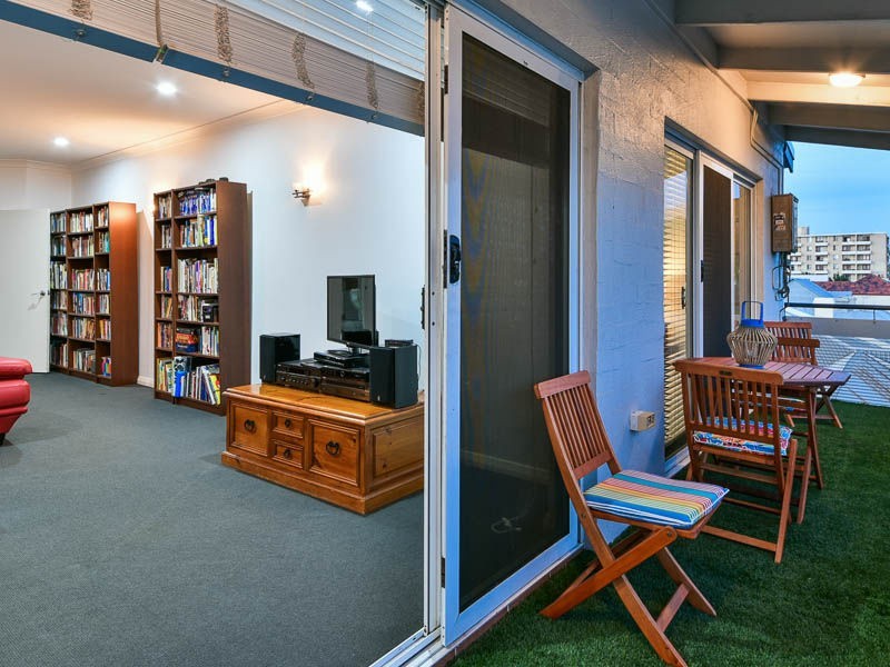 203/72 Marine Terrace, Fremantle WA 6160