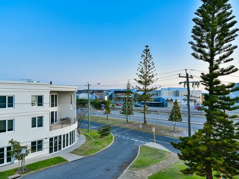 203/72 Marine Terrace, Fremantle WA 6160
