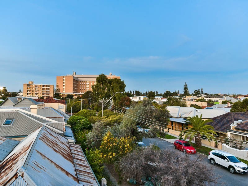 203/72 Marine Terrace, Fremantle WA 6160