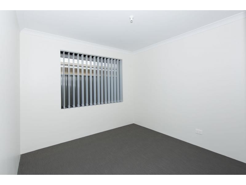 132 Mornington Crescent, Wandi WA 6167