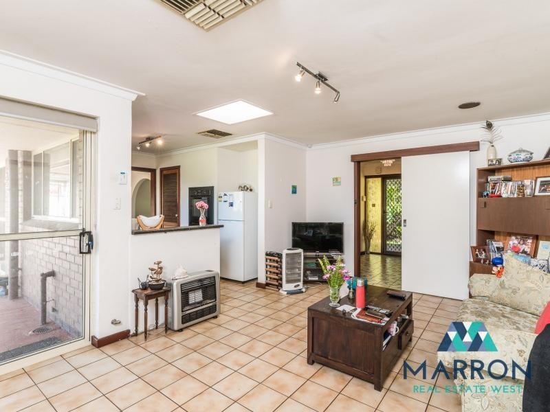 60 Pinetree Gully Road, Willetton WA 6155