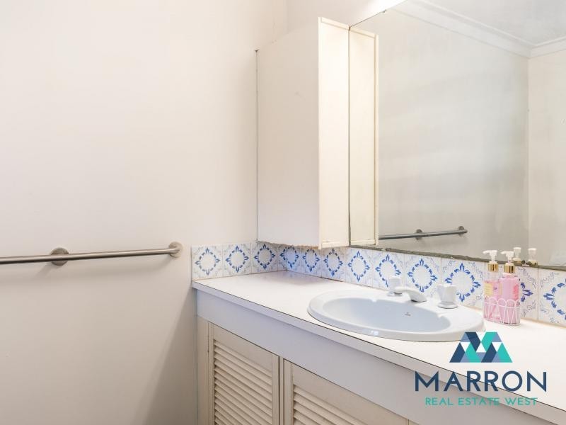 60 Pinetree Gully Road, Willetton WA 6155