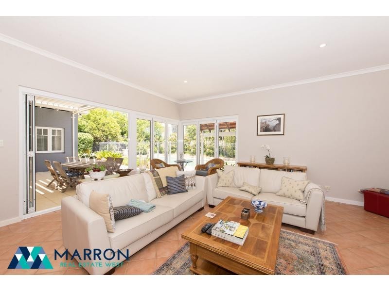 21 Bruce Street, Nedlands WA 6009