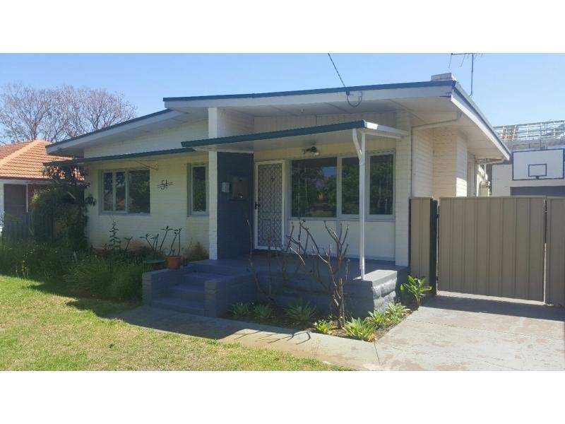 51 Kennerly Street, Cloverdale WA 6105