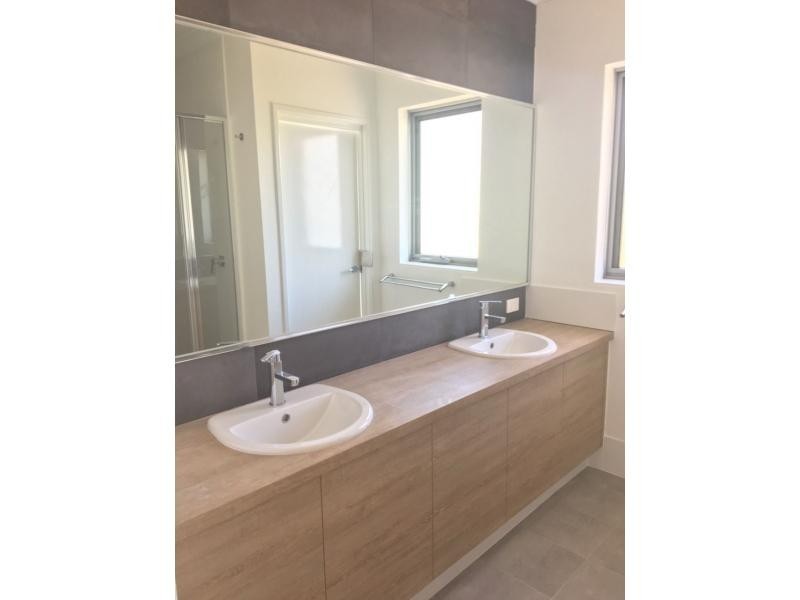 33B Selina Street, Innaloo WA 6018